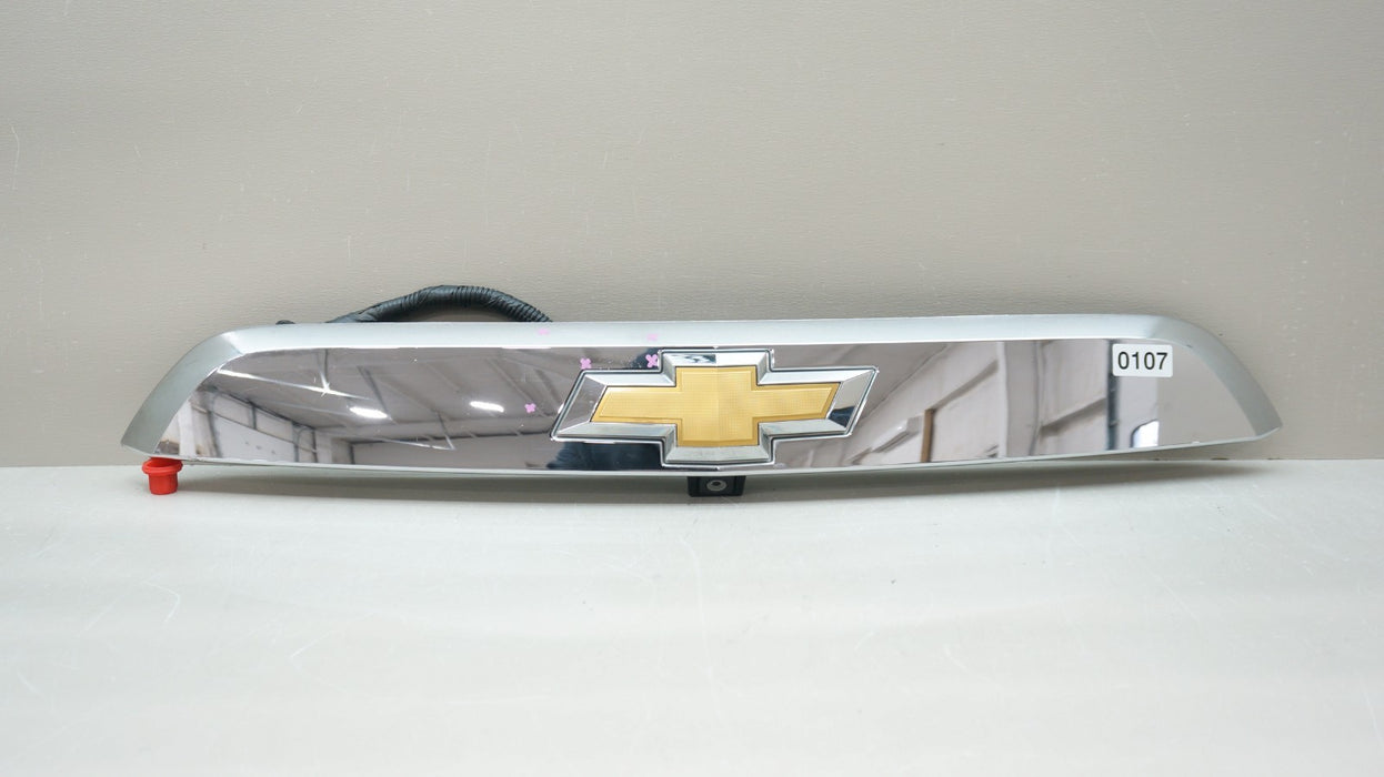2013-2017 CHEVROLET TRAVERSE REAR TRUNK HANDLE APPLIQUE W/ CAMERA OEM 22759144