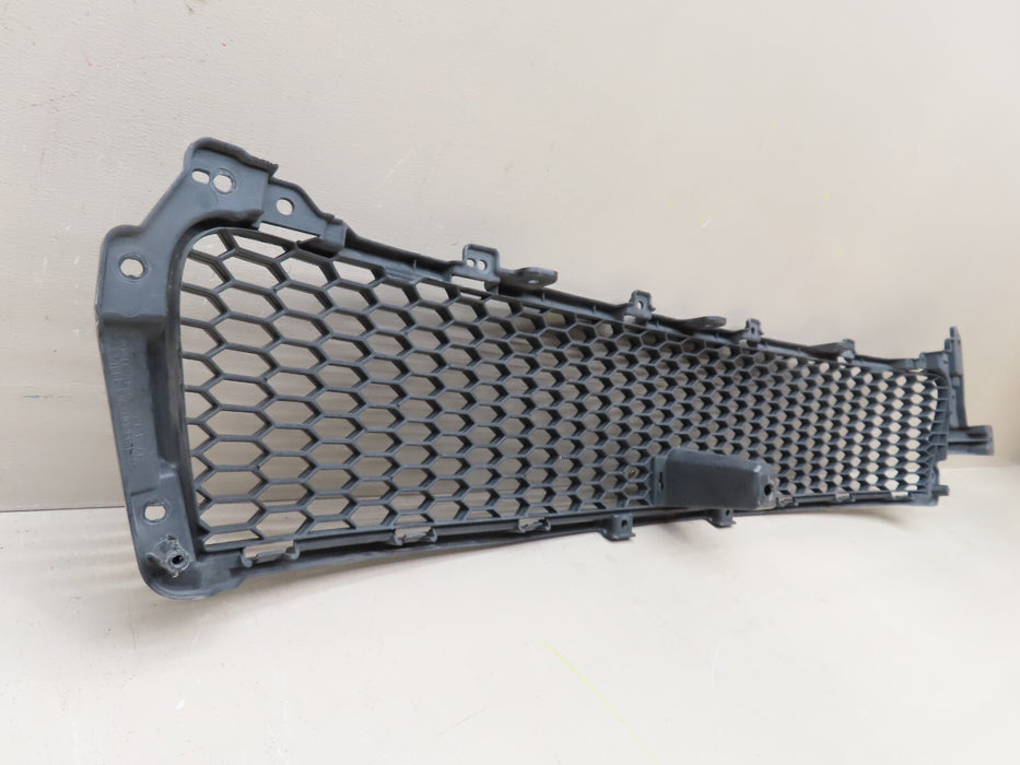 2010-2013 MITSUBISHI OUTLANDER FRONT LOWER BUMPER GRILLE GRILL OEM 6402A199
