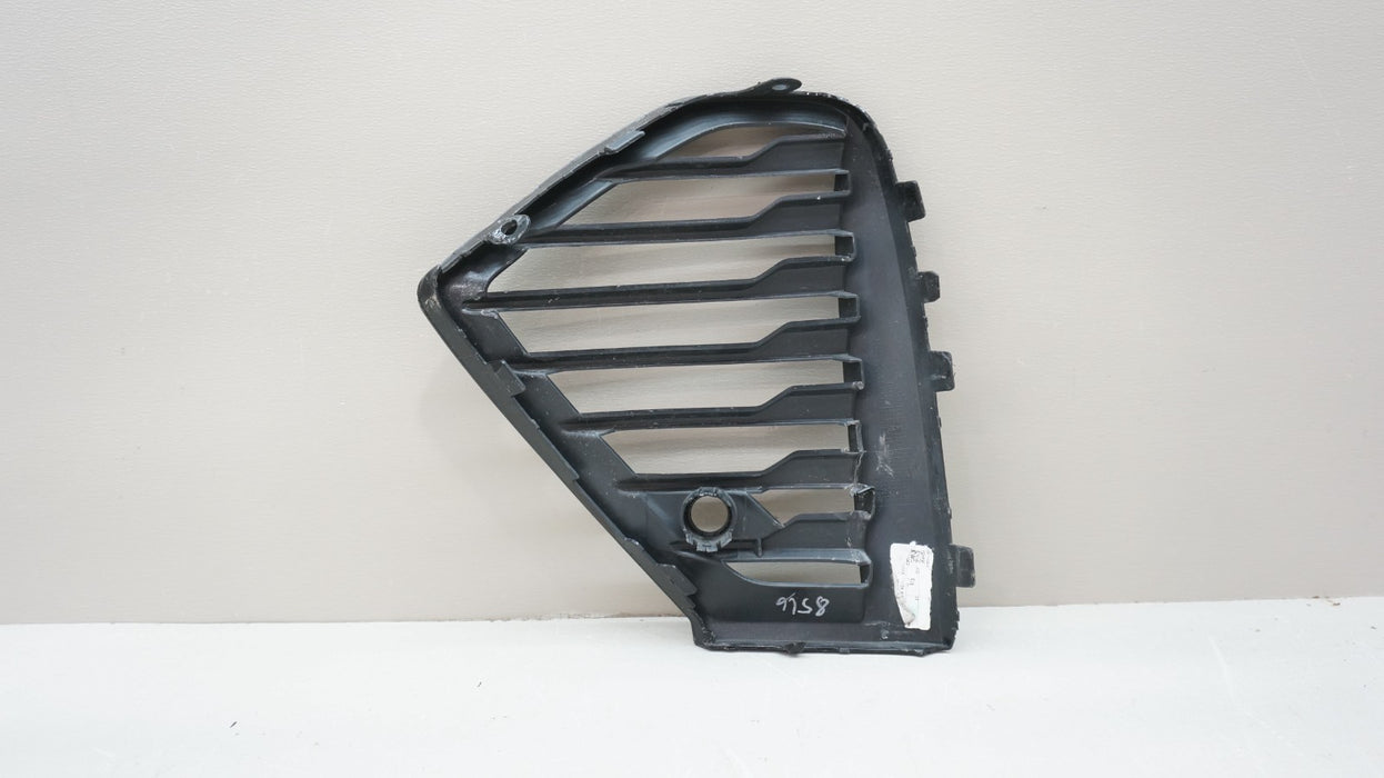 2022-2025 VOLVO XC60 FRONT RIGHT PASSENGER SIDE GRILLE TRIM OEM 32234964