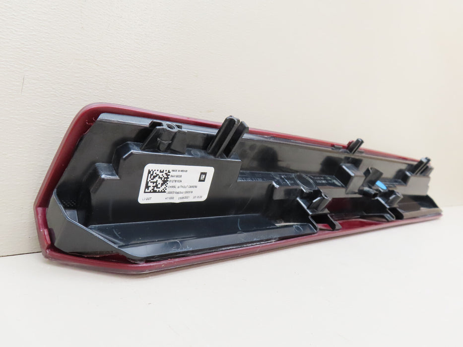 2019-2023 CHEVROLET SILVERADO 3RD BRAKE LIGHT W/O CAMERA OEM 84419006