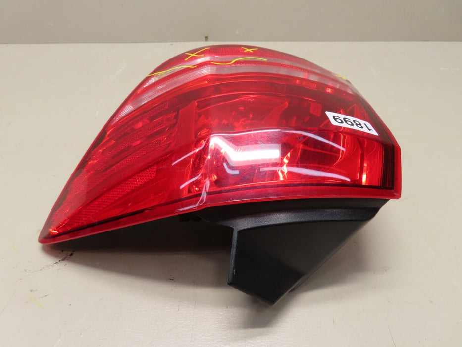 2010-2020 DODGE JOURNEY REAR RIGHT SIDE OUTER TAIL LIGHT LAMP OEM 05116290AH