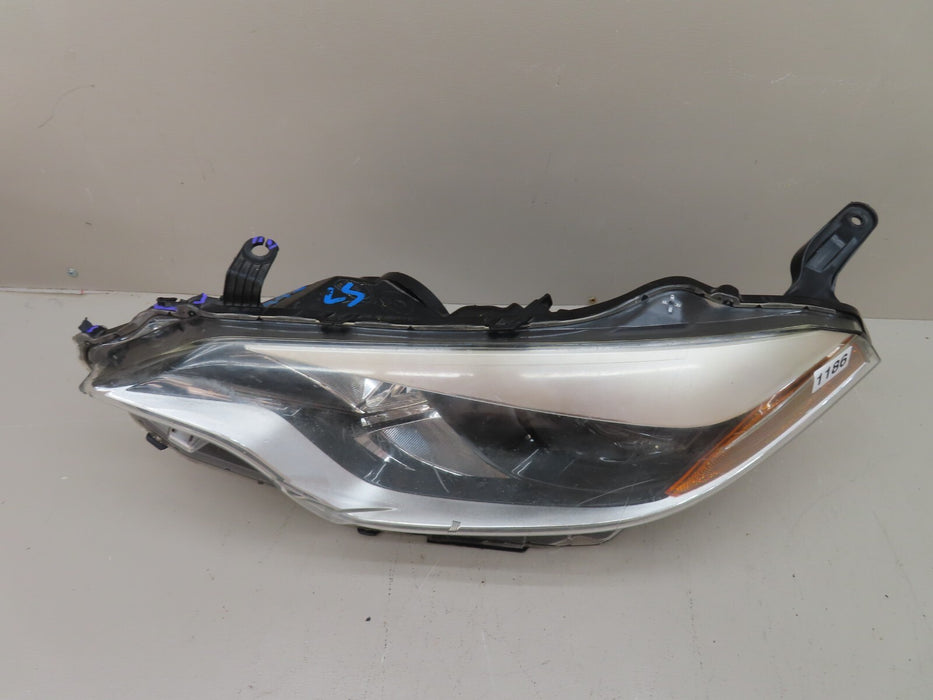 2014 - 2016 TOYOTA COROLLA FRONT LEFT DRIVER SIDE HEADLIGHT LAMP HALOGEN OEM