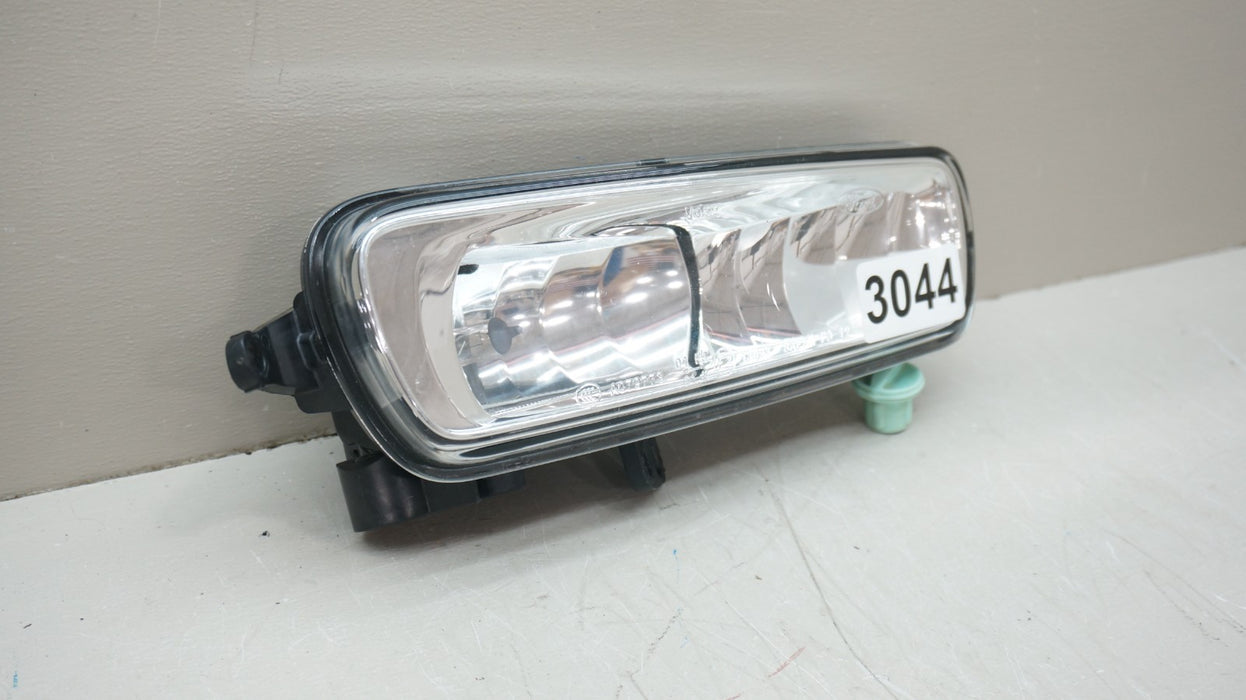 2014-2018 FORD FOCUS RH RIGHT PASSENGER FOG LIGHT OEM 90041467