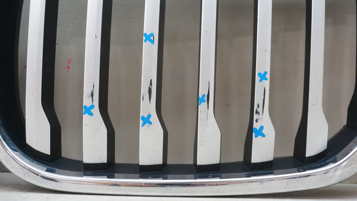 2019-2021 BMW X1 G01 FRONT BUMPER RADIATOR GRILLE OEM 8493450