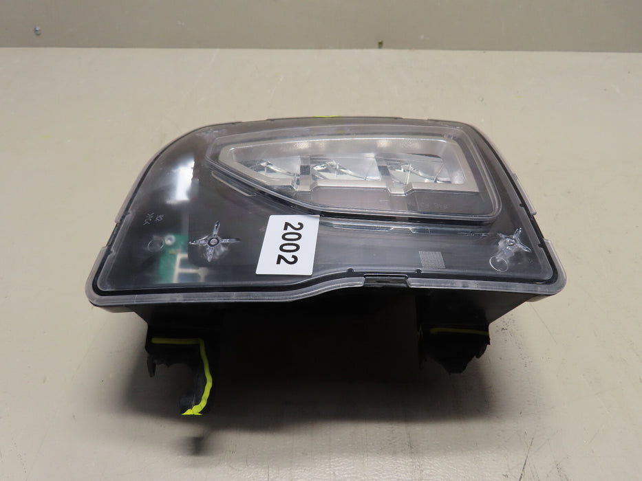 2016 2017 2018 CHEVROLET SILVERADO 1500 FRONT RIGHT PASSENGER SIDE FOG LIGHT OEM