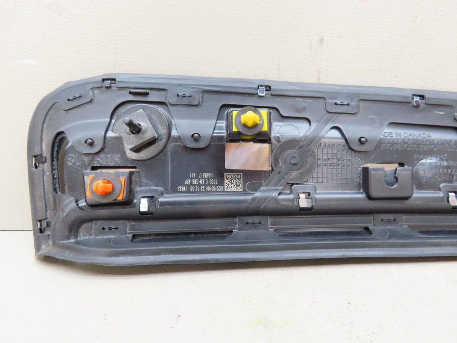 2021-2023 CHEVROLET/GMC YUKON-TAHOE REAR LEFT DRIVER MOLDING OEM 85136434