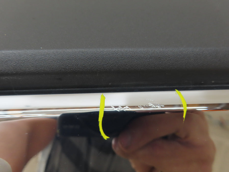 2020-2024 LINCOLN AVIATOR FRONT LEFT DRIVER SIDE DOOR LOWER MOLDING OEM
