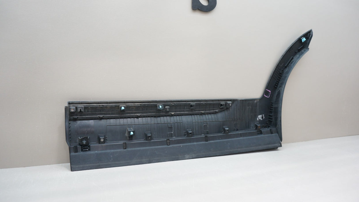 2020-2022 KIA TELLURIDE REAR RIGHT PASSENGER SIDE DOOR MOLDING OEM 87734-S9000