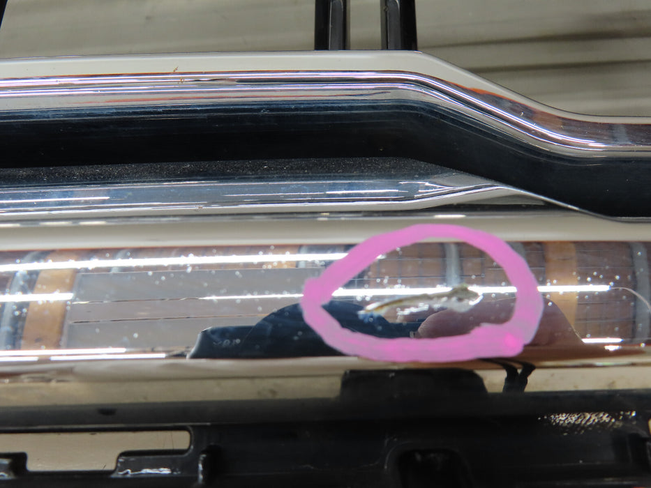 2021-2023 GMC YUKON/YUKON XL SLT FRONT  GRILLE GRILL CHROME PANEL OEM 84835787