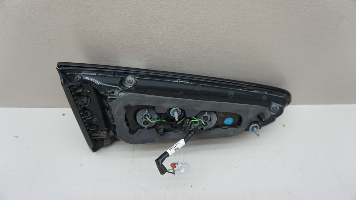 2020-2022 BUICK ENCORE GX REAR RIGHT PASSENGER SIDE INNER TAIL LIGHT OEM 21