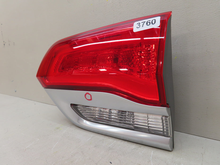 2014-2018 JEEP GRAND CHEROKEE REAR RIGHT PASSENGER INNER TAIL LIGHT OEM