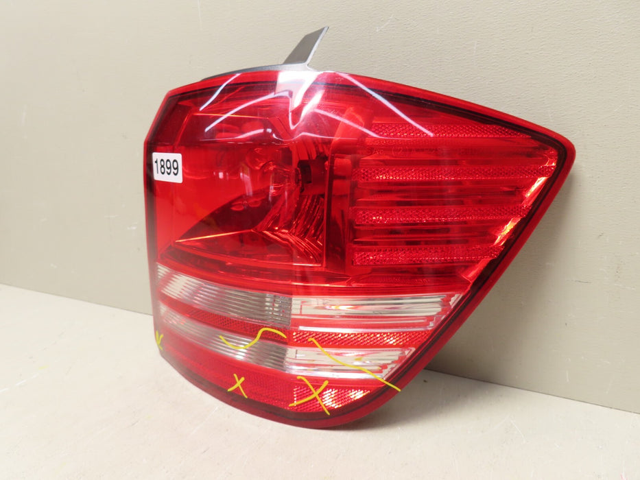 2010-2020 DODGE JOURNEY REAR RIGHT SIDE OUTER TAIL LIGHT LAMP OEM 05116290AH