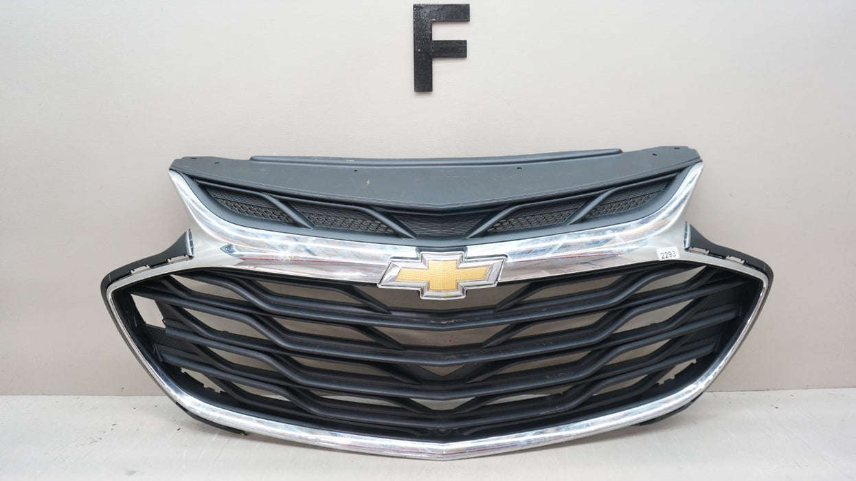2019 CHEVROLET CRUZE FORNT RADIATOR GRILLE GRILL 42674401 OEM