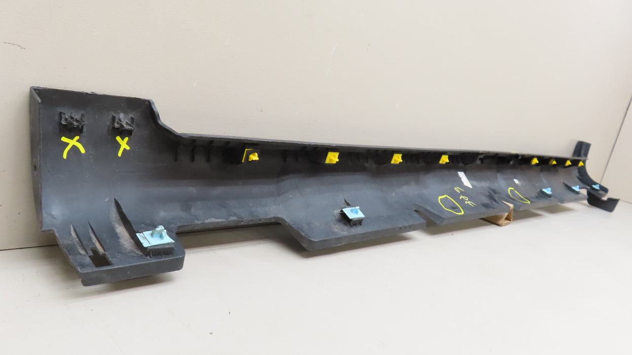 2020-2025 HYUNDAI VENUE RIGHT ROCKER SKIRT MOLDING COVER PANEL OEM 87752-K2000