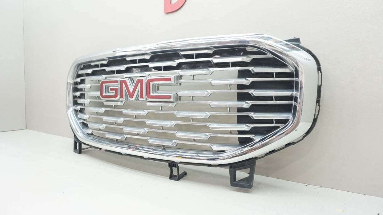 2018-2021 GMC TERRAIN FRONT MAIN RADIATOR GRILLE OEM 84236094