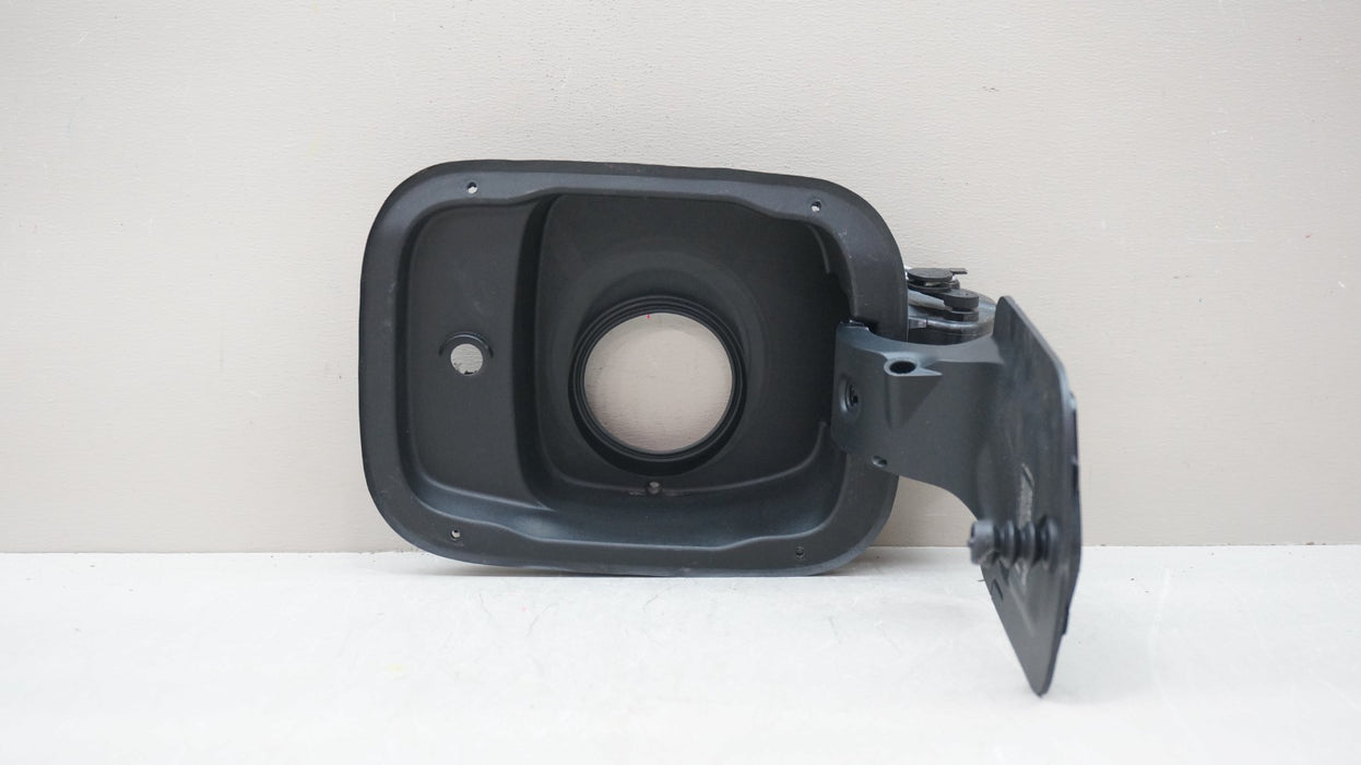 2018-2022 ROLLS ROYCE CULLINAN FUEL FILLER DOOR COVER POT OEM 7446748