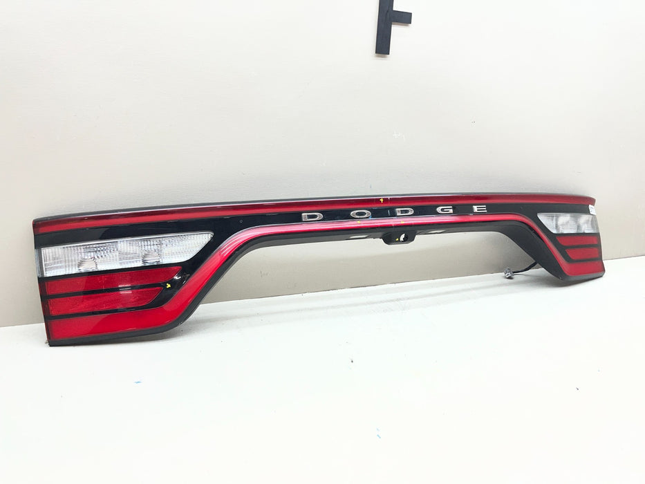 2014-2022 DODGE DURANGO REAR CENTER TAIL LIGHT 68155950AF OEM