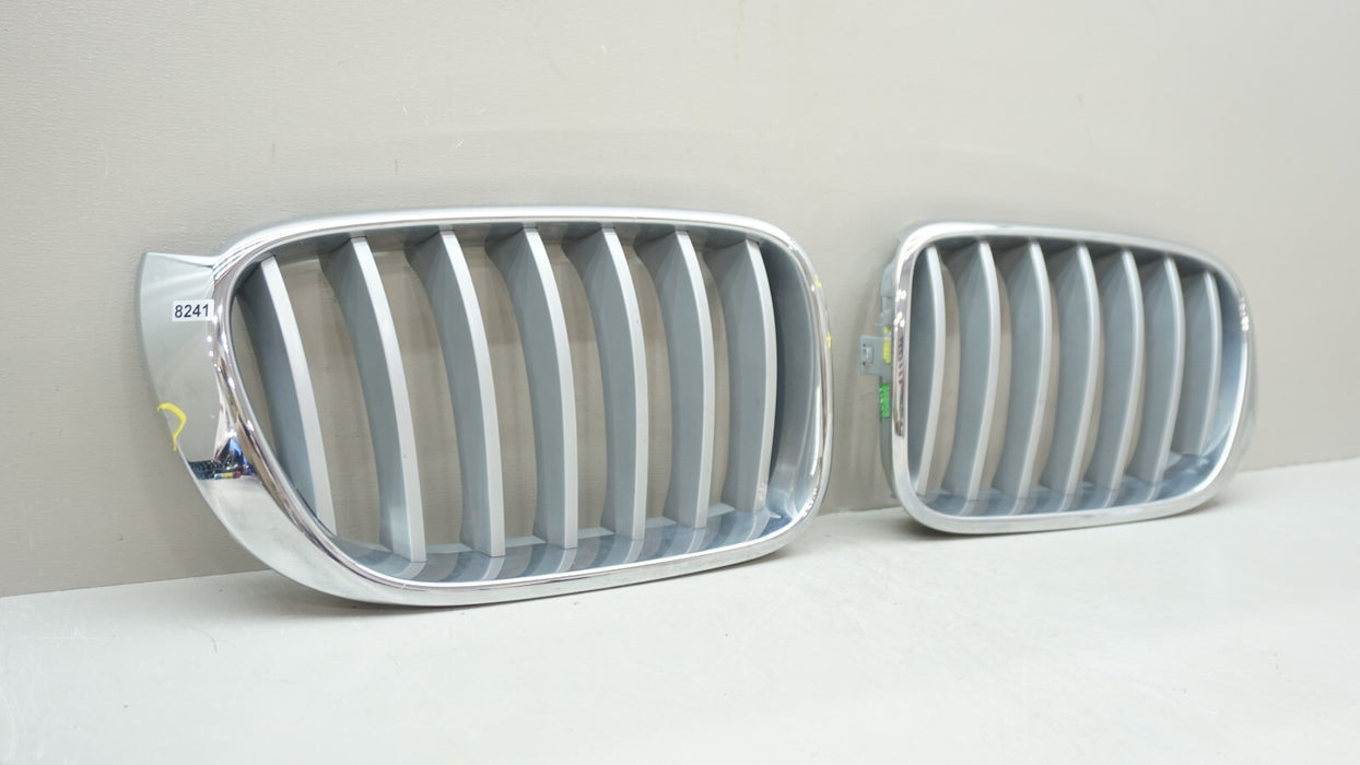 2011-2017 BMW X3 F25 FRONT RADIATOR GRILLE GRILL 51117210726 OEM