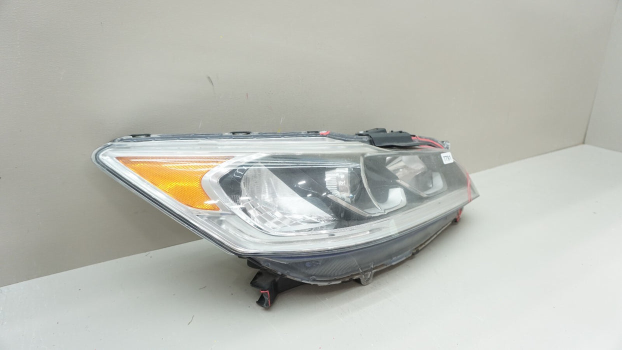 2016-2017 HONDA ACCORD FRONT RH RIGHT PASSENGER SIDE HEADLIGHT HALOGEN OEM