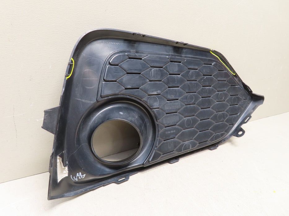 2017 2018 HONDA CIVIC FRONT LEFT DRIVER FOG LIGHT COVER BEZEL OEM P#71108-TGG-A2