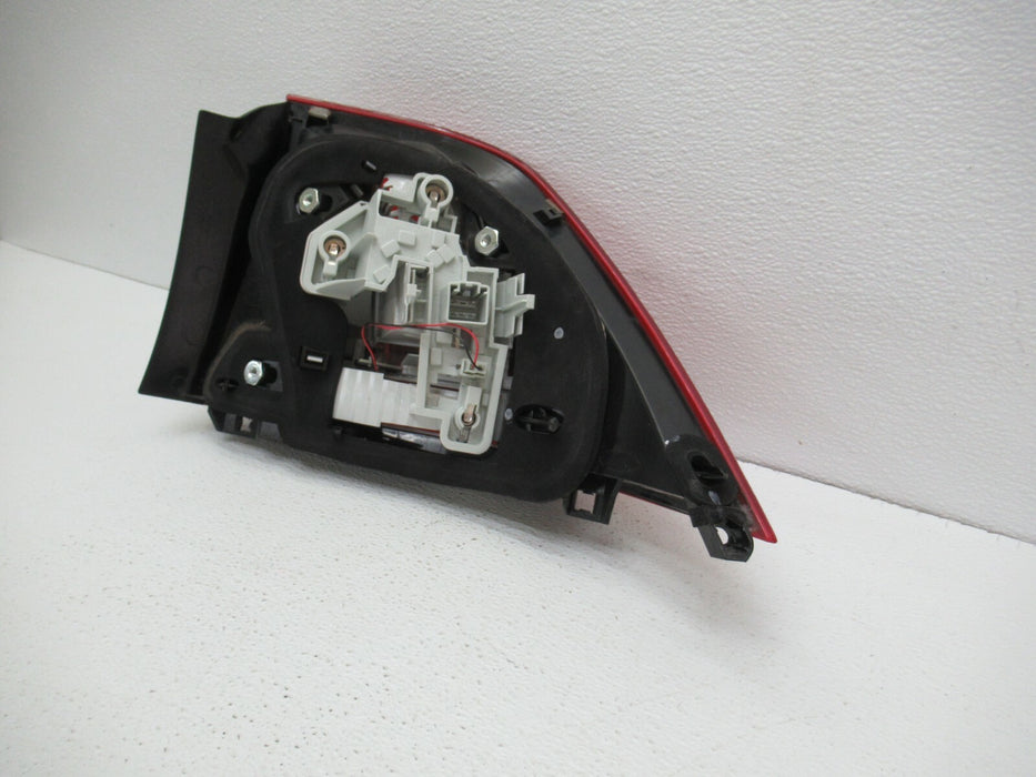 2011-2018 VOLVO S60 REAR LEFT DRIVER SIDE OUTER QUARTER TAIL LIGHT LAMP OEM