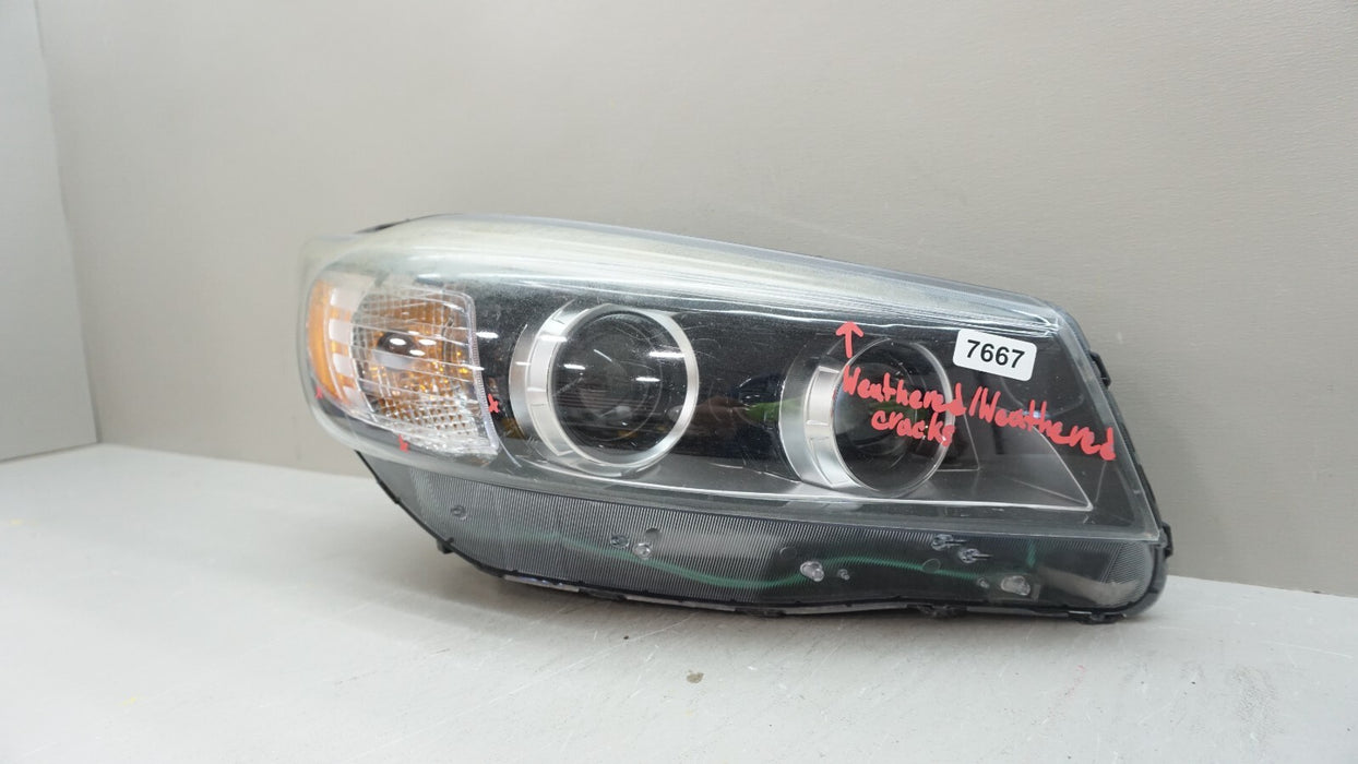 2016-2018 KIA SORENTO FRONT RIGHT PASSENGER SIDE HEADLIGHT LAMP OEM 92102-C6