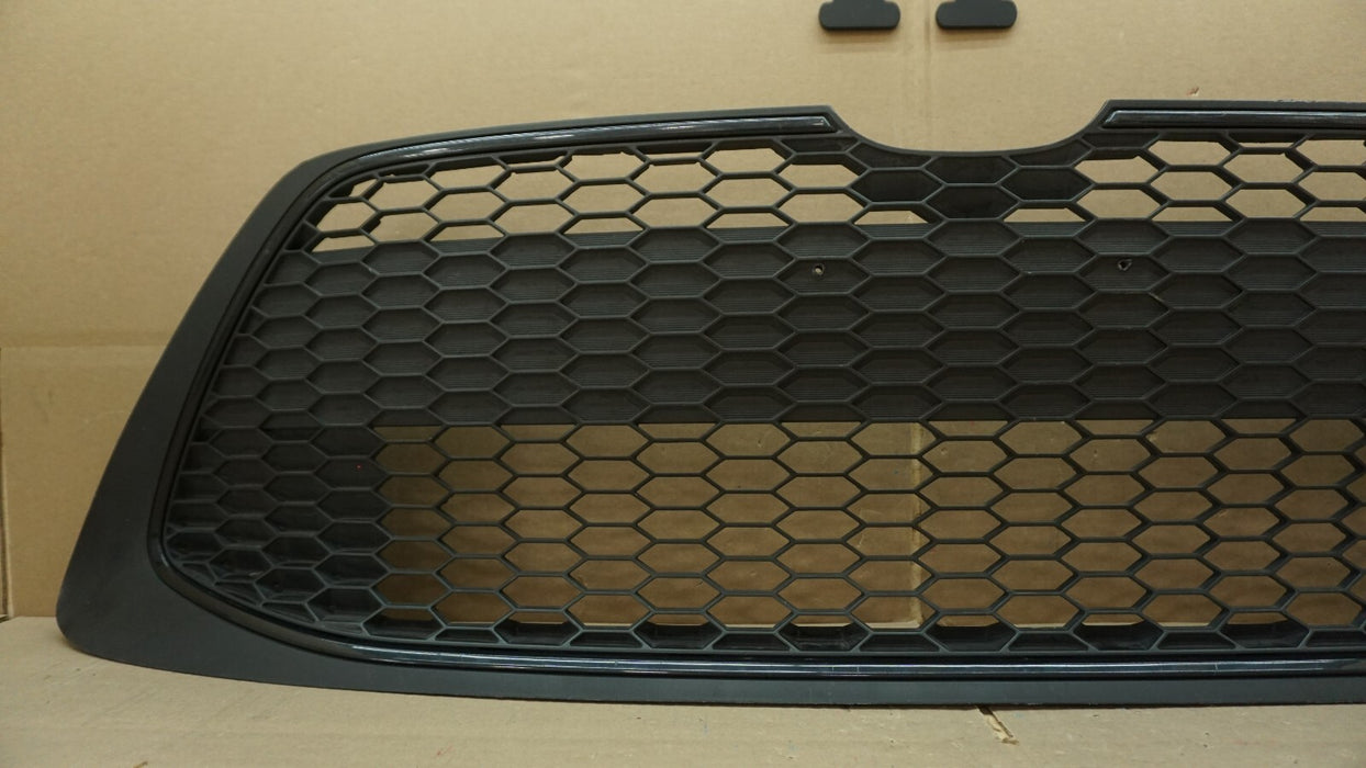 2019-2020 TOYOTA COROLLA FRONT BUMPER LOWER GRILL GRILLE OEM 53102-12070 19 20