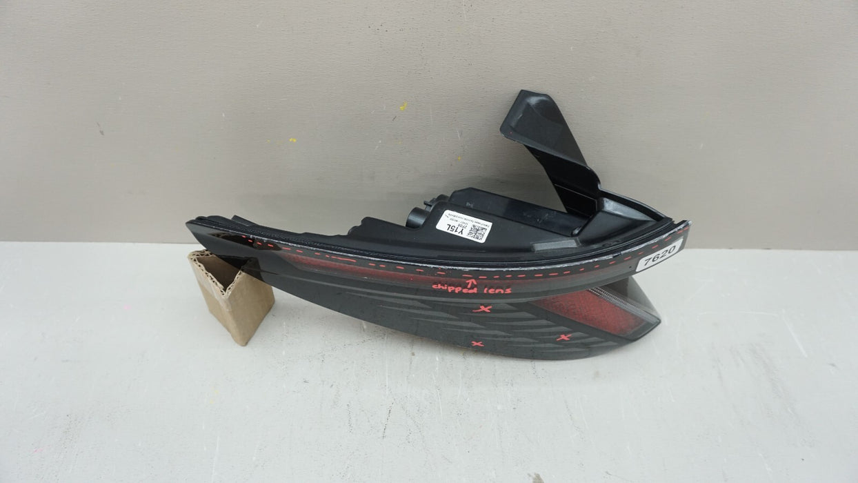 2022-2024 HYUNDAI TUCSON REAR RH RIGHT PASSENGER SIDE OUTER TAIL LIGHT OEM