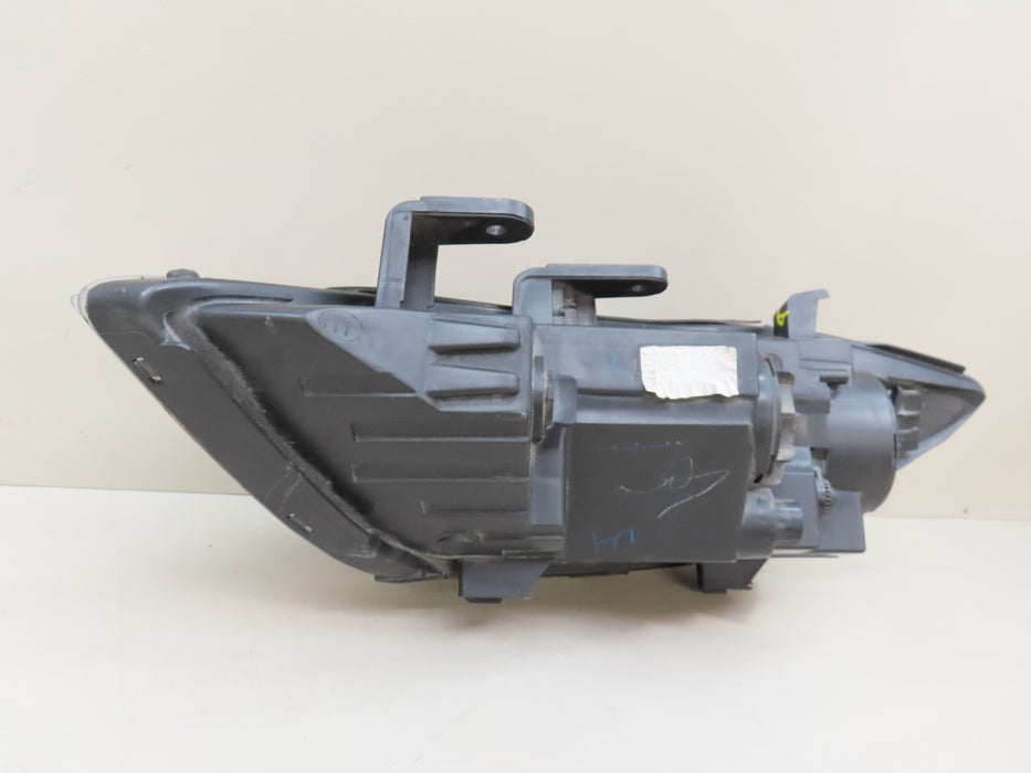 2017-2018 HYUNDAI ELANTRA RIGHT PASSENGER SIDE HEADLIGHT HALOGEN OEM 9356