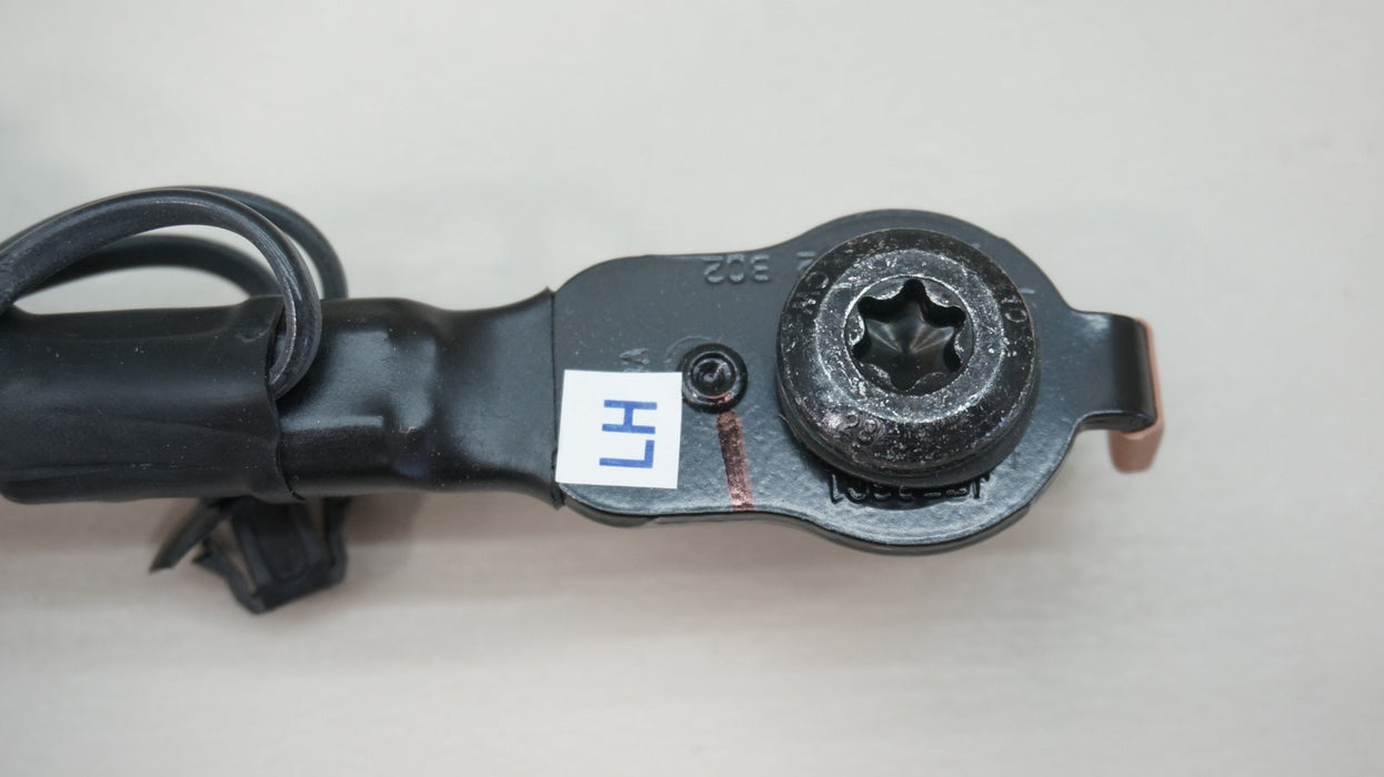 2020-2023 HYUNDAI PALISADE FRONT LEFT SIDE SEAT BELT BUCKLE OEM 88830-S8000-NNB
