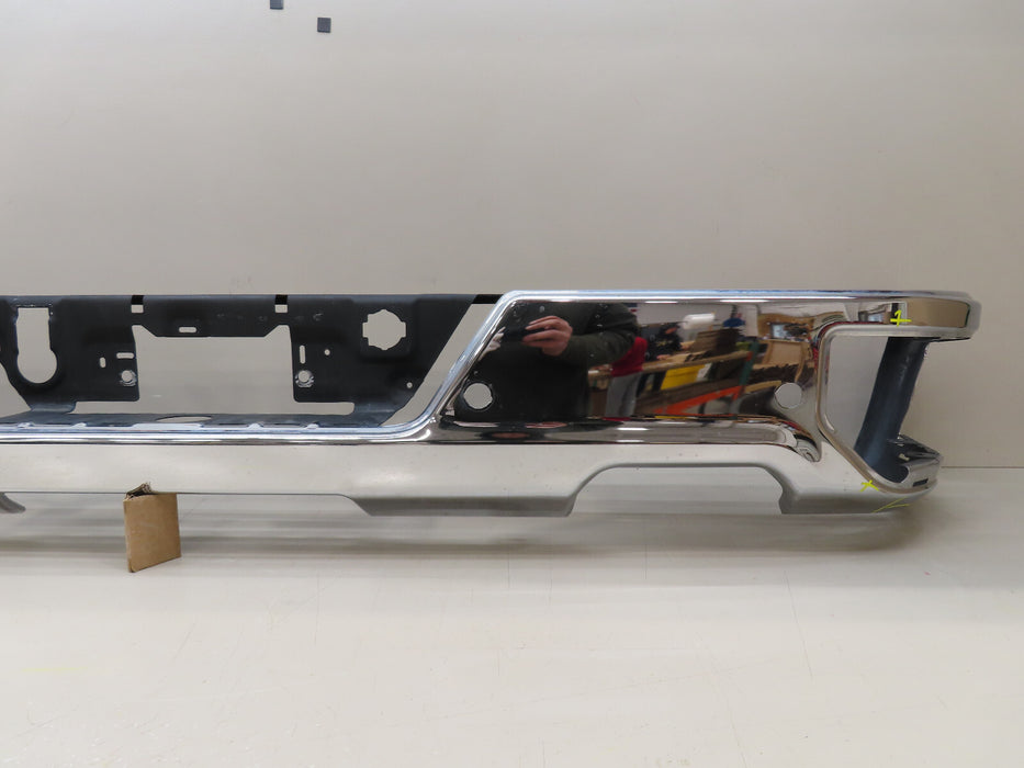 2019-2023 CHEVROLET/GMC SILVERADO-SIERRA 1500 REAR BUMPER METAL OEM