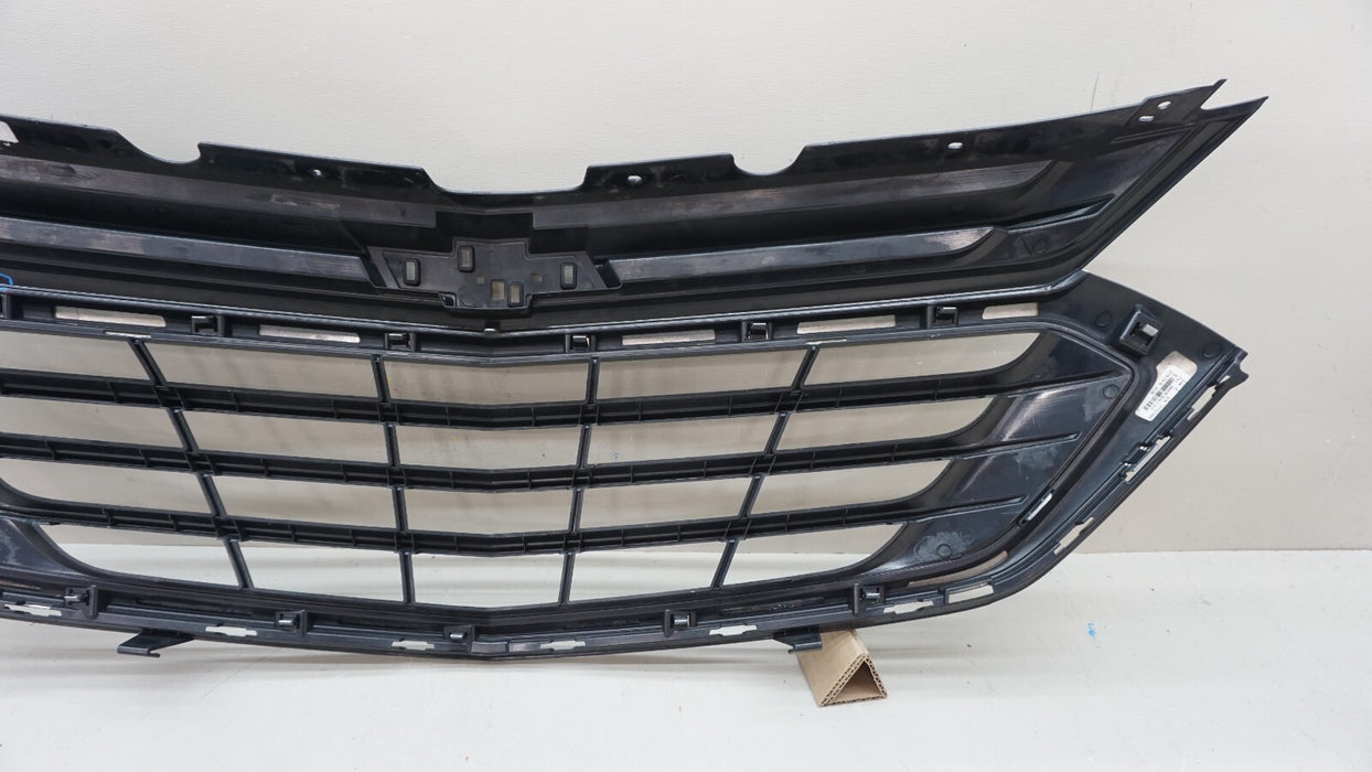 2018-2021 CHEVROLET EQUINOX FRONT RADIATOR CENTER GRILLE OEM 84150736