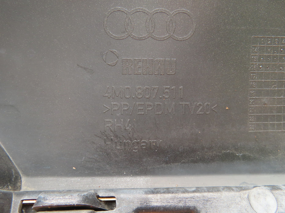 2017-2019 AUDI Q7 REAR BUMPER UPPER/LOWER COVER OEM 4M0807511/4M0807527B