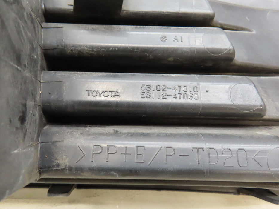 2012 2013 2014 2015 TOYOTA PRIUS FRONT LOWER GRILLE GRILL OEM 53102-47010