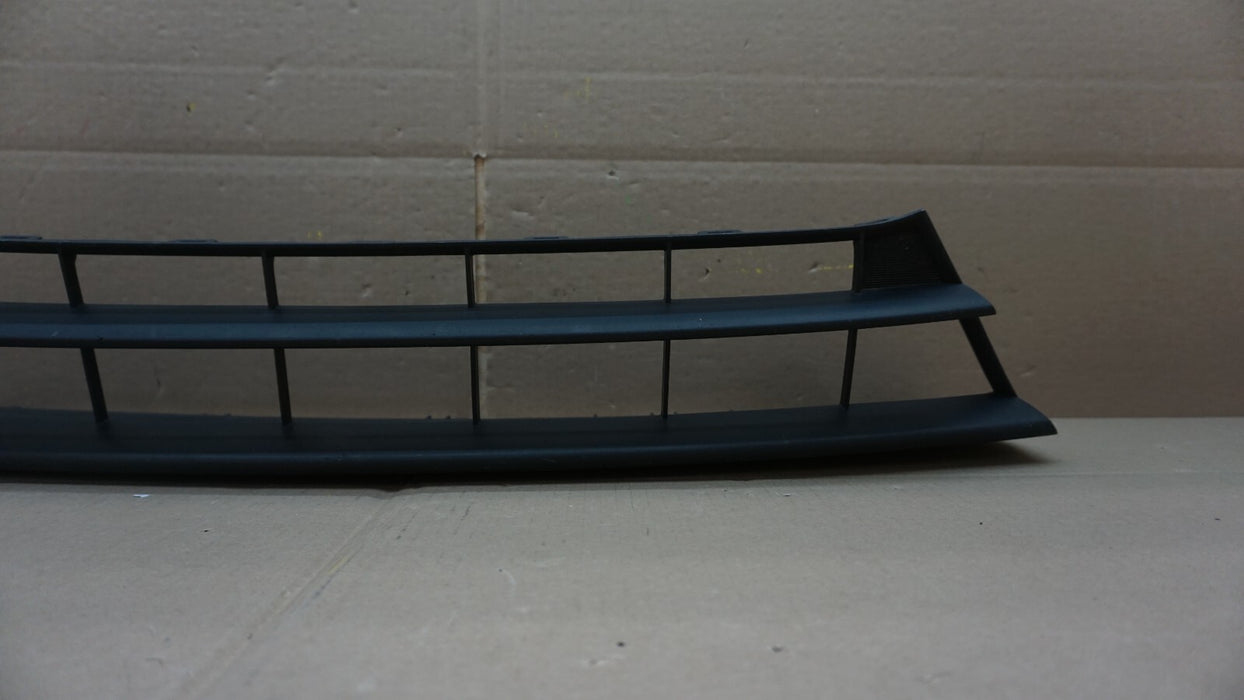 2016-2019 HONDA CIVIC FRONT LOWER BUMPER GRILL GRILLE OEM 16 17 18 19