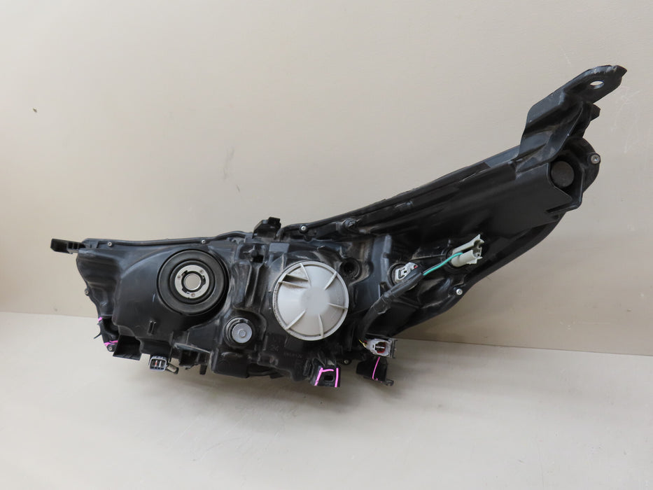 2017 2018 2019 TOYOTA HIGHLANDER FRONT RIGHT PASSENGER HEADLIGHT HALOGEN OEM