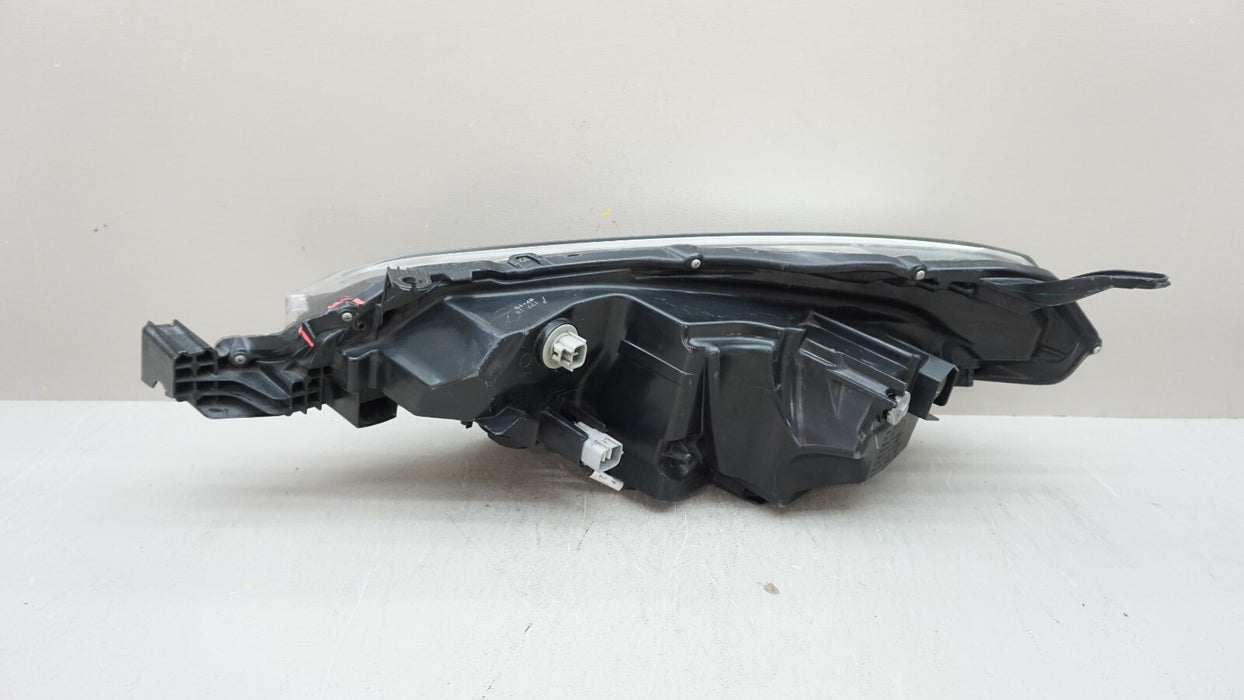 2017-2019 TOYOTA COROLLA FRONT RH RIGHT PASSENGER SIDE HEADLIGHT OEM