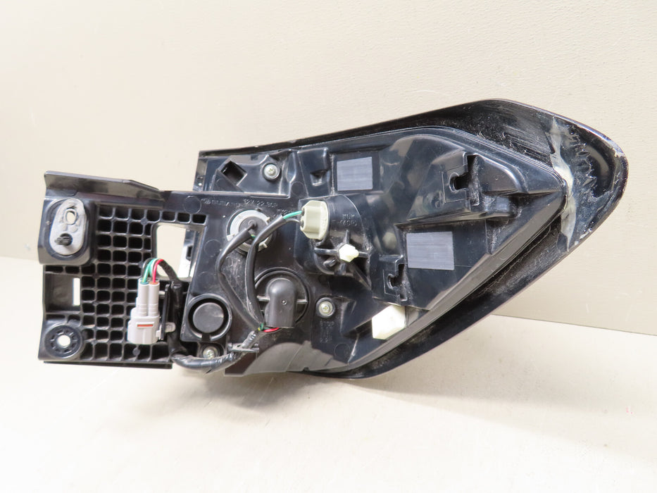 2020 2021 2022 SUBARU OUTBACK REAR LEFT DRIVER SIDE TAIL LIGHT LAMP OUTER OEM
