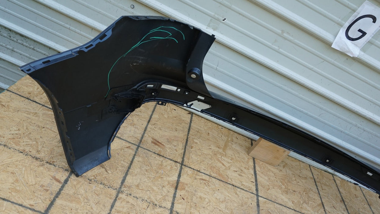 2018-2020 VOLVO XC60 REAR BUMPER PLASTIC COVER PANEL 31425198 OEM