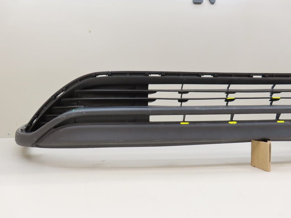 2020 2021 TOYOTA HIGHLANDER FRONT LOWER BUMPER COVER VALANCE OEM 52129-0E070