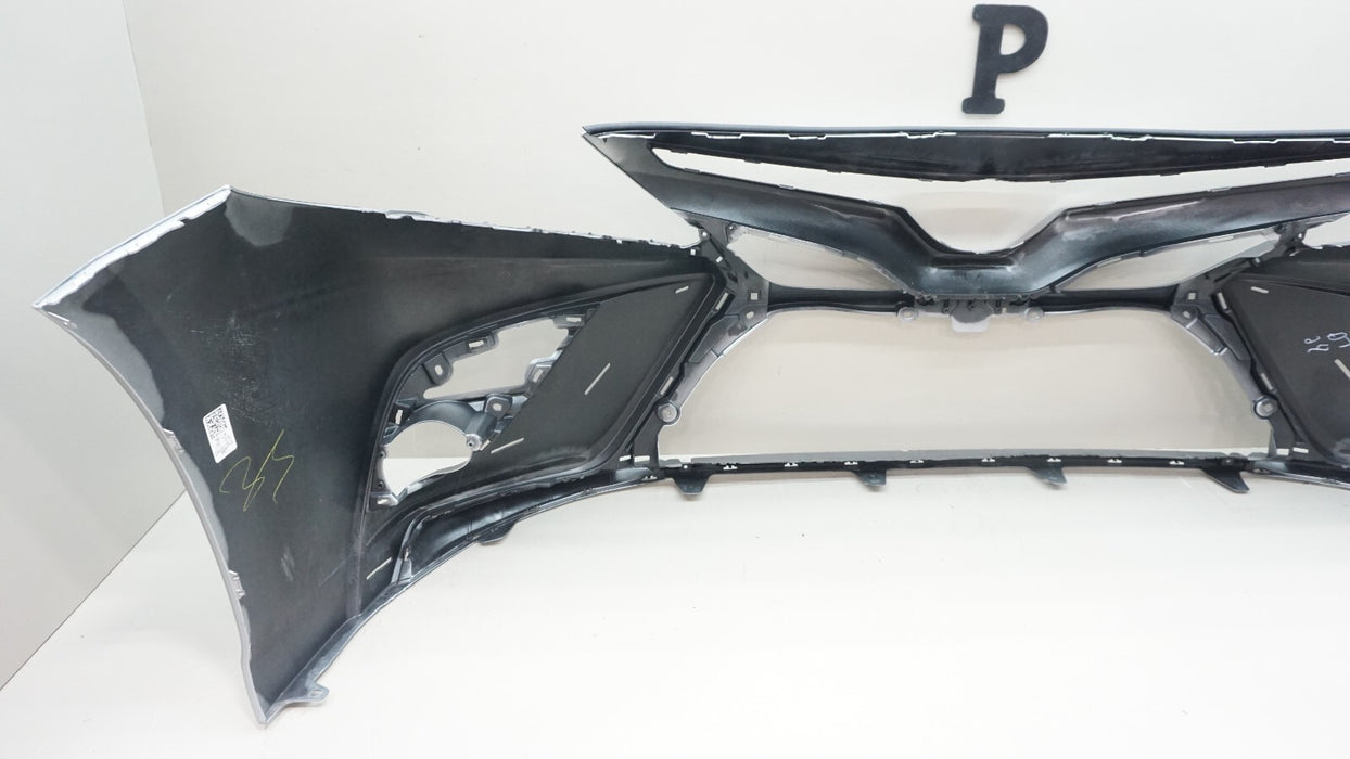 2018-2020 TOYOTA CAMRY FRONT BUMPER COVER 52119-06E20 OEM 2019