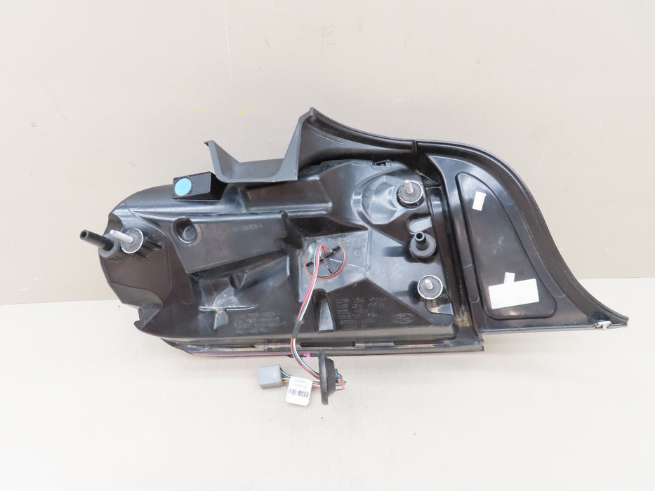 2015-2017 FORD MUSTANG RIGHT PASSENGER TAIL LIGHT LAMP LED OEM FR3B-13B504-A