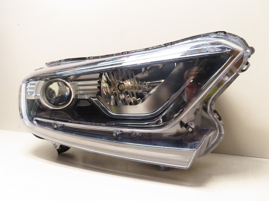 2017-2020 HONDA CR-V RIGHT PASSENGER SIDE HEADLIGHT HALOGEN W/LED OEM
