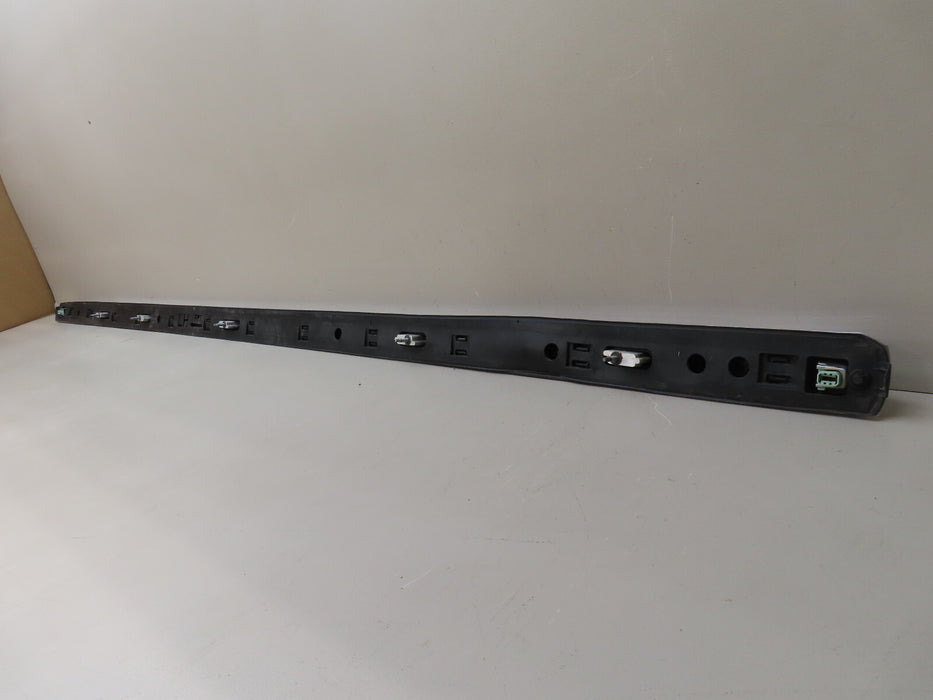 2016-2020 CADILLAC ESCALADE ESV LEFT DRIVER ROOF SIDE RAIL OEM 84393980