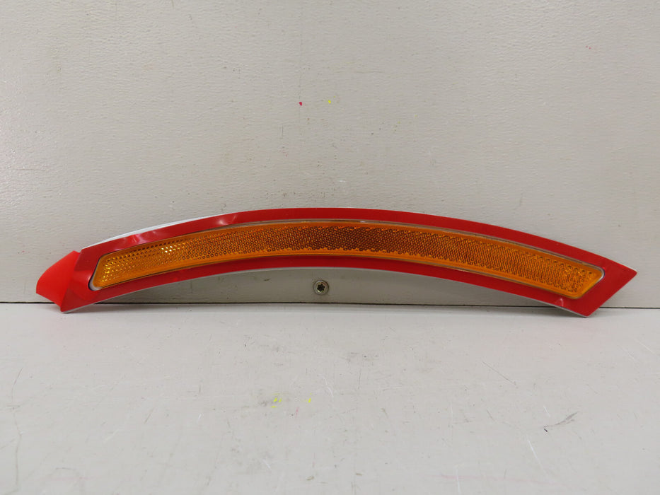 2014-2017 BMW X5 FRONT BUMPER RIGHT PASSENGER SIDE REFLECTOR OEM 63147290094