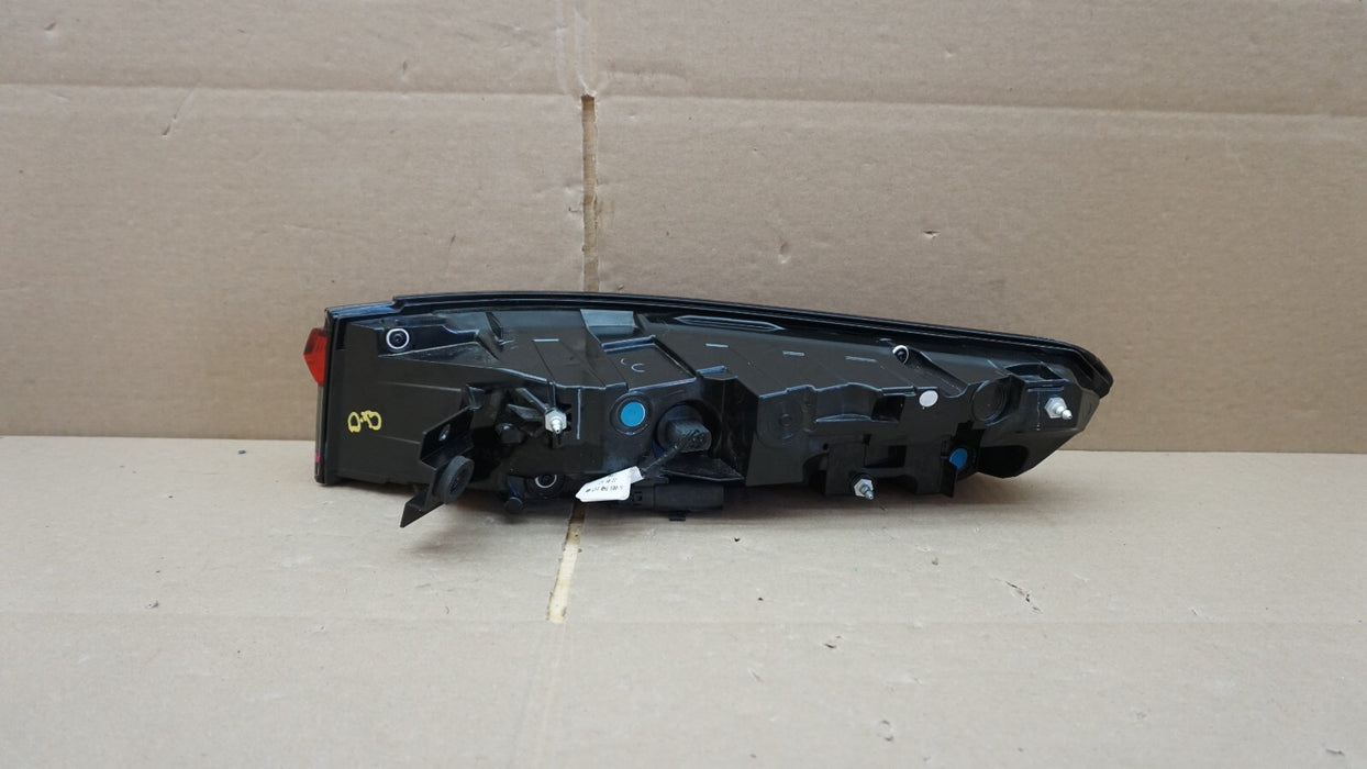 2021-2022 JEEP GRAND CHEROKEE REAR LEFT DRIVER SIDE INNER TAIL LIGHT LAMP OEM