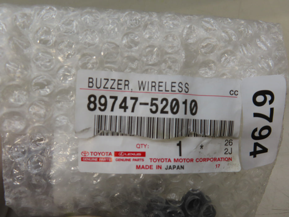 TOYOTA WIRELESS DOOR LOCK BUZZER CONTROL MODULE OEM 89747-52010