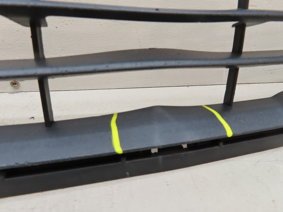 2014 2015 2016 CHEVROLET MALIBU FRONT LOWER BUMPER GRILLE GRILL OEM 22995188