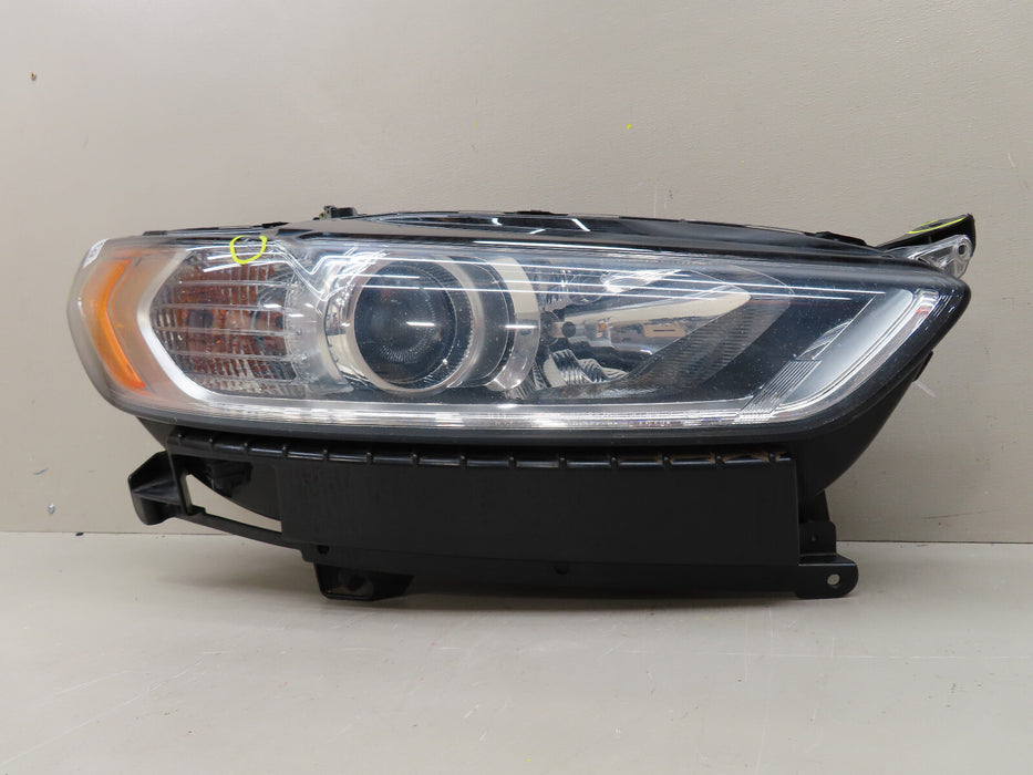 2013-2016 FORD FUSION FRONT RIGHT PASSENGER HEADLIGHT HALOGEN OEM DS73-13W029-CD