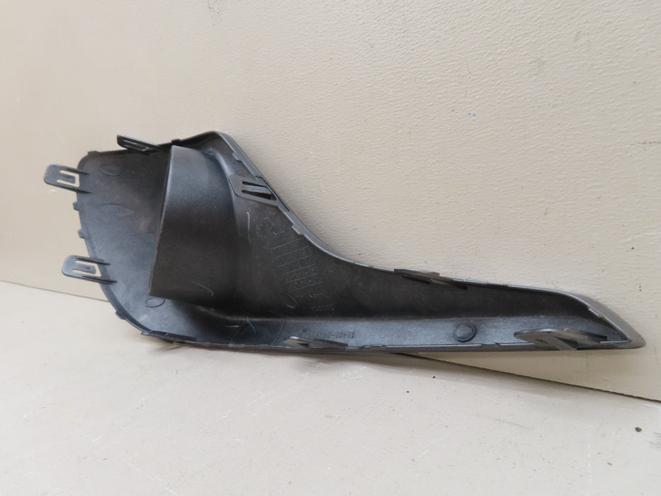 2011-2013 TOYOTA HIGHLANDER FRONT RIGHT PASSENGER FOG LIGHT COVER OEM
